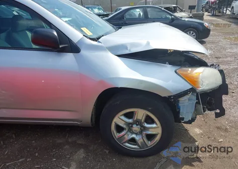 2012 Toyota Rav4 z USA, uszkodzony, nr VIN 2T3BF4DVXCW196467